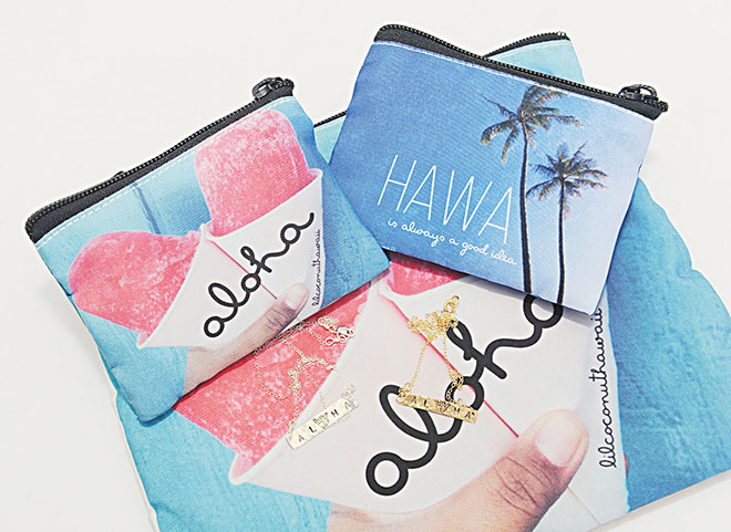 Lil Coconut Hawaii features handmade clutches, with photos that Dela Cruz has snapped herself