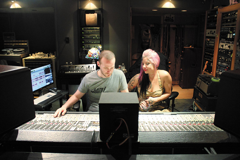 Yoza in the studio with producer Hanan Rubinstein IZIK PHOTO 
