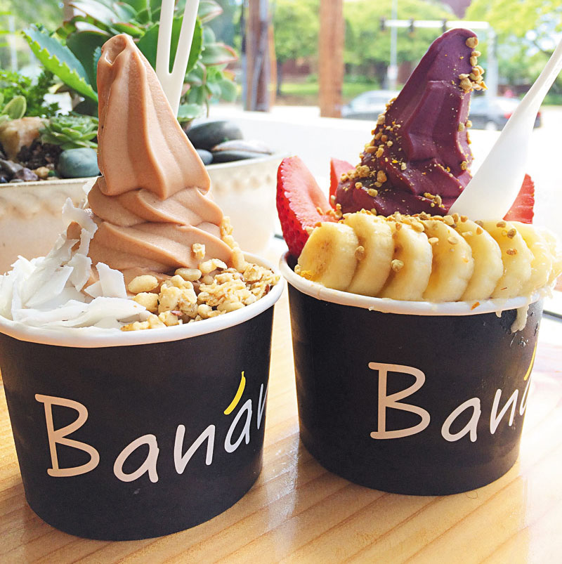 Flavors at Ban n include chocolate and acai, with customizable toppings